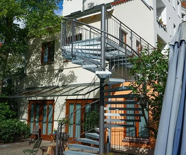 Loft 1. Og